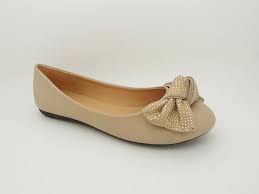 Flat shoes- Shoes For Everyone | My Wearing Ideas