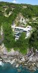 Cliff Hanging Home   Incredible Cantilevered Infinity Pool