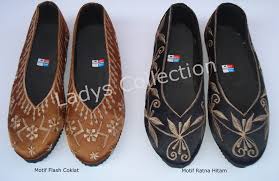 Grosir Sepatu Wanita Motif Bordir