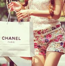 Résultat de recherche d'images pour "fashion girly"