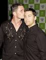 Makems » Lance Bass Graphic