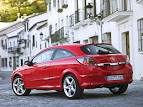 Opel Astra GTC. MotoBurg