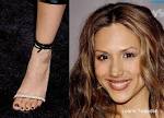 http://pics.wikifeet.com/Leeann-Tweeden-Feet-305372.jpg