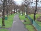 Looking down Robin Hood Chase - via Daymix