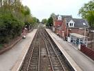 Viewed from the cross-platform footbridge. - via Daymix