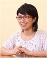 くわばたさんは自宅で料理をする