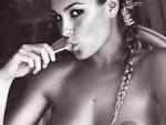 http://www.wallpaperextreme.com/Celebrities/Alena-Seredova/Alena-Seredova-9.JPG
