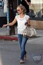 http://www.bagsvision.com/wp-content/uploads/2009/05/hayden-and-her-coach-sabrina-handbag.jpg