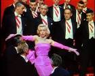 Paper Garland: Gentlemen Prefer Blondes