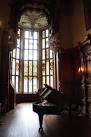 Great Hall bay window - via Daymix