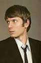 http://images4.wikia.nocookie.net/__cb20100915202838/amalgaversehigh/images/8/86/Alex-Kapranos-alex-kapranos-4690639-285-440.jpg