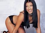http://www.celebritywallpapers.org/wallpapers/kellyhu/kelly_hu_32.jpg