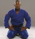 http://fiveouncesofpain.com/wp-content/uploads/2011/09/jacare-souza1.jpg