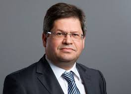International I: Peter Heinrich in den EuropaBio-Vorstand gewählt ...
