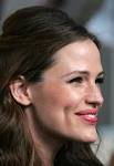 Pierced Ear - Jennifer Garner Photo (1881021) - Fanpop