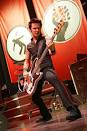 http://i2.listal.com/image/1728560/600full-mike-dirnt.jpg