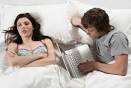 Online Dating Site Zoosk Offers Couple Discounts: Would You Let