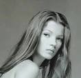 Kate Moss Goes Out Un-Covered