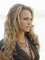 http://radiokenai.net/wp-content/uploads/2012/04/miranda_lambert-1524.jpg