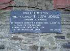 Jones in this cottage. - via Daymix