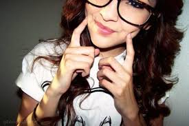 Résultat de recherche d'images pour "fashion girl"