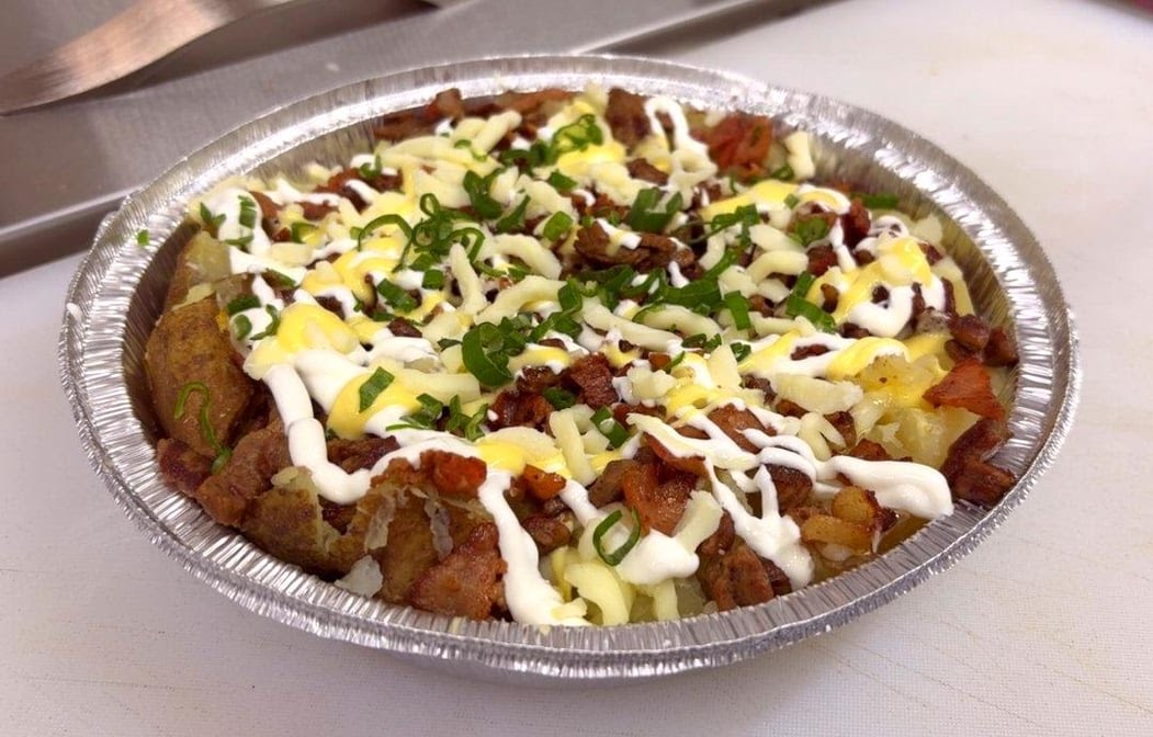 TACONMADRES (FOOD TRUCK)