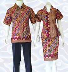 MODEL BAJU BATIK MODERN WANITA PRIA