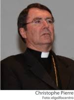 Christophe Pierre fue al Vaticano en agosto y ahí se reunió con el número 2 del Estado Pontificio, Tarcisio Bertone, quien le hizo saber de la inconformidad ... - 081125-vaticano-02