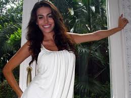 R7 abre a despensa dos famosos. O que ser&aacute; que n&atilde;o pode faltar ...