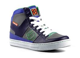 Line King Allround Schuh 2013 - Navy/Light Grey/Grass Green von ...