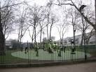 Circus Outdoor Gym, NW5 - via Daymix
