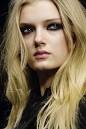 http://file1.npage.de/000808/56/bilder/lily_donaldson.jpg