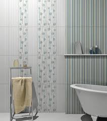 Keramik Kamar Mandi Motif Vertikal - Rumah Minimalis