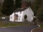 Cottage suffering from - via Daymix