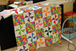 File:Baby quilt in pinwheel pattern.jpg - Wikimedia Commons