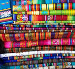 Textiles de Otavalo. - via Daymix