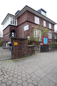 Anna Myslinska Tel. 040/75062490. Fax. 040/75062492. schoenenfelderstrasse@sternipark.de - 6a4ac9259c