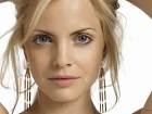 Photo Gallery: Restitution <b>Mena Suvari</b>