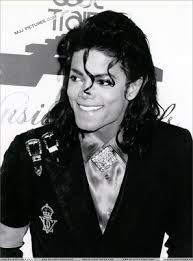 Michael Jackson Images?q=tbn:ANd9GcSzhWOayBqNR-zgOkotxeHll8Ua-qqAq41XU229DFAir5a9bvcnQA