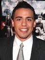 Victor Rasuk | How To Make It In America - images?q=tbn:ANd9GcSznCoeuz48GbOr1vnUXKX9Cmk2OBKVjXlx60GNb0qYR5lD2UTJC3RMsA