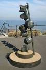 A sculpture called "ORGANISM" by Andrew McKeown - via Daymix