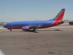 http://upload.wikimedia.org/wikipedia/commons/f/f2/Southwest_Airlines_plane.jpg