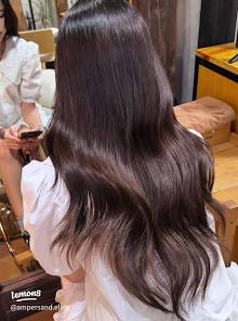 Revitalize Your Hair: Embrace the No-Color Trend