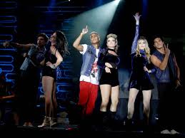Saiba o que os integrantes da banda Rebeldes preparam para 2013