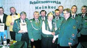 Vieljährige und verdiente Mitglieder ehrte der Schützenverein Meinkot (von links): Hendrik Schünemann, Werner Nentwig, Rüdiger Hinze, Erich Hinze,.