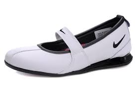 Nike Shox Dress shoes for Women's in White/Black - $55.76