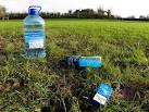 Empty packet and water bottles - via Daymix