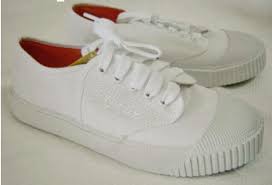 Daftar Harga Sepatu Takraw Lengkap | Katalog.or.id