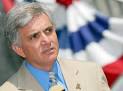 Menendez praised Vega for