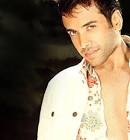 http://zingtv.files.wordpress.com/2012/03/zing-blog-tusshar-kapoor-opt-2.jpg